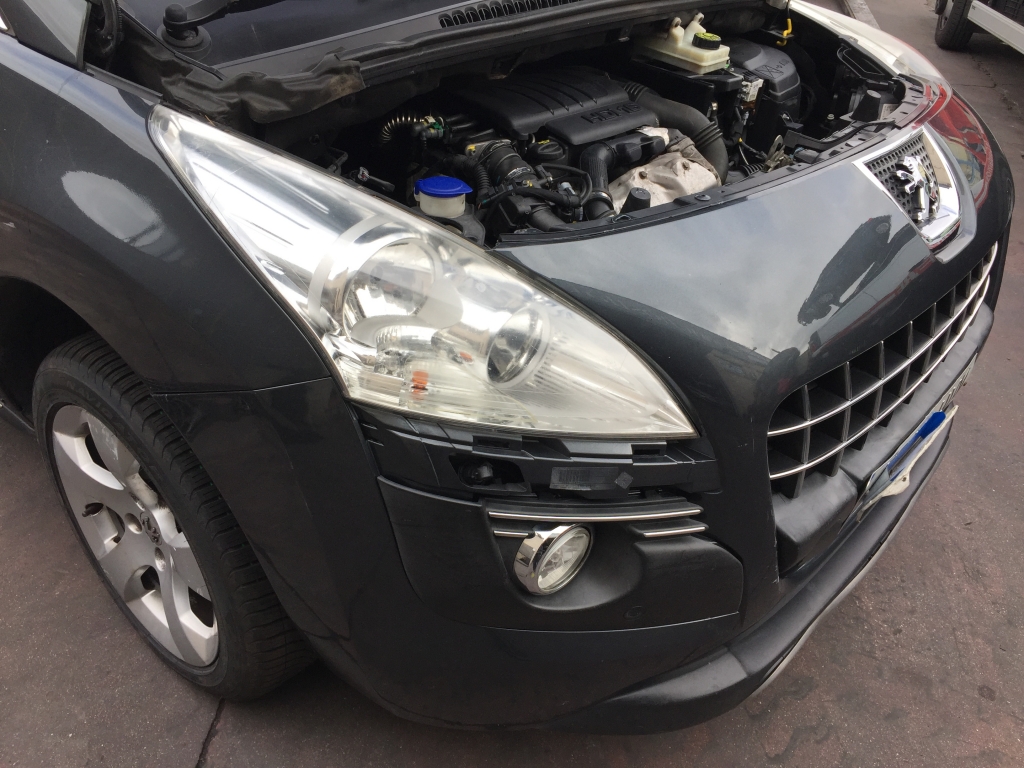 PEUGEOT 3008 1.6 HDI 110CV