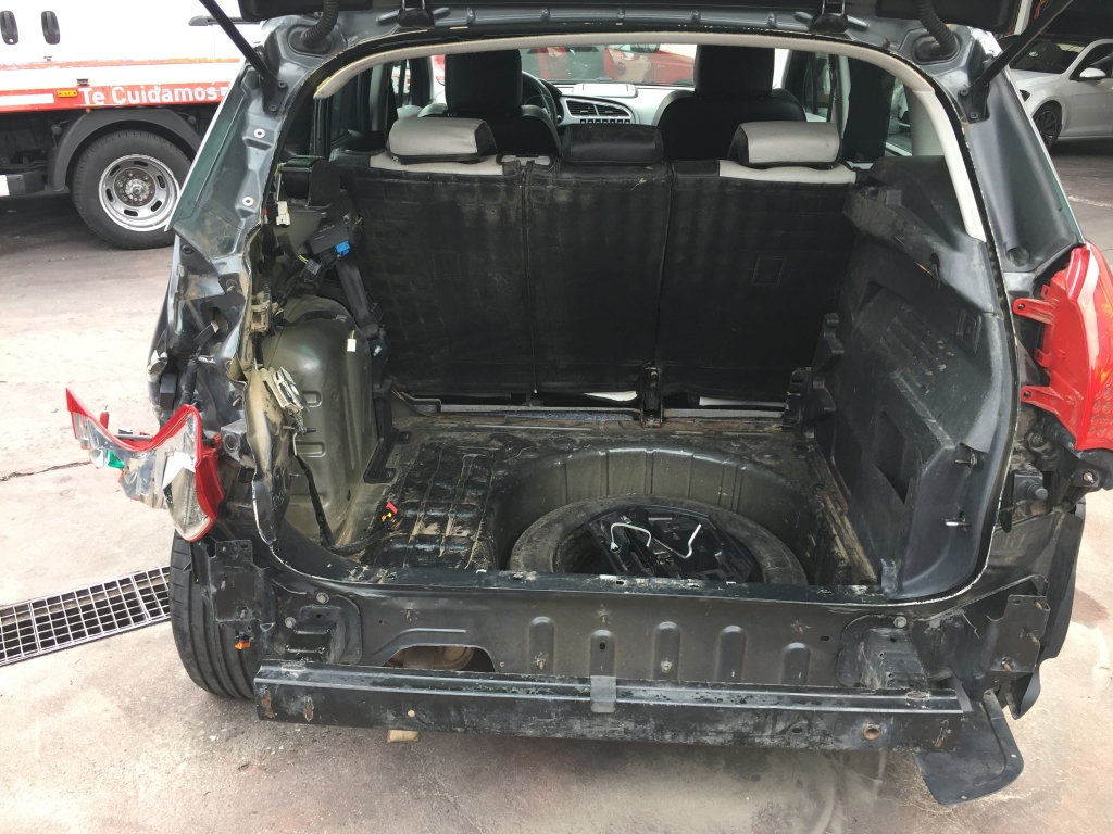 PEUGEOT 3008 1.6 HDI 110CV