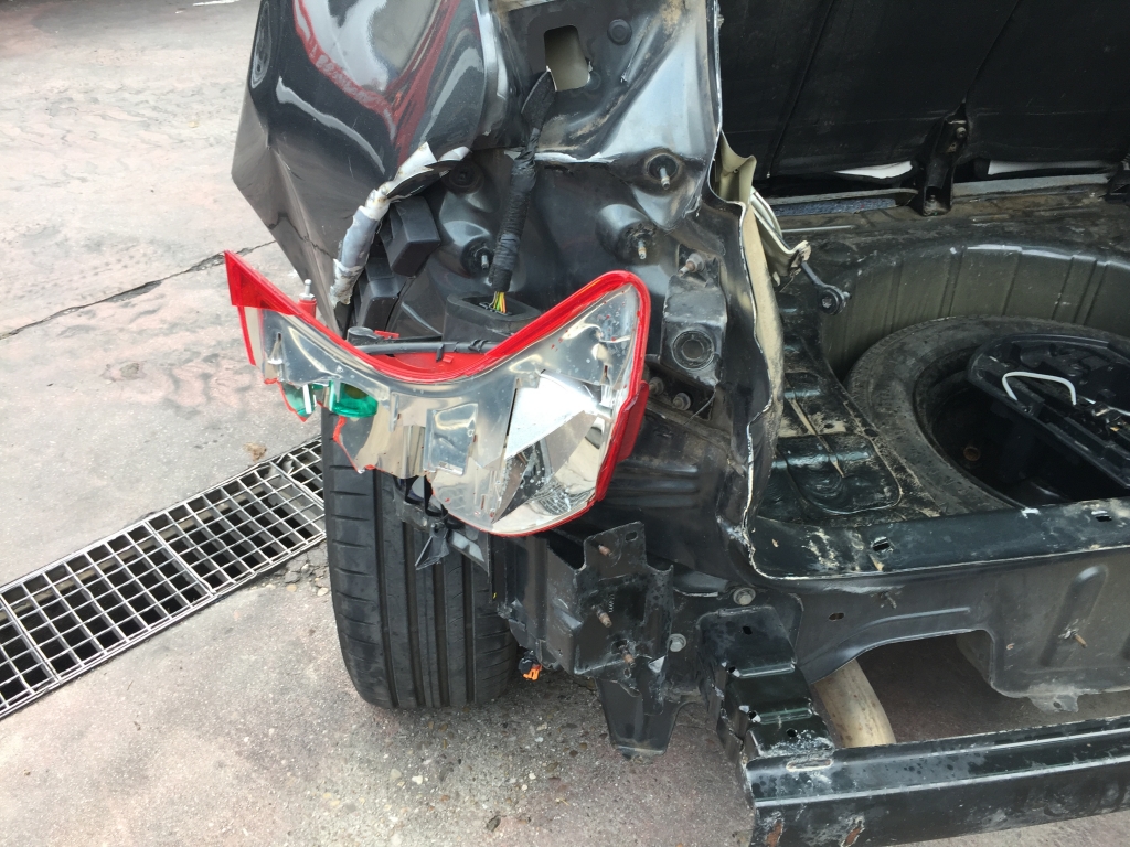 PEUGEOT 3008 1.6 HDI 110CV