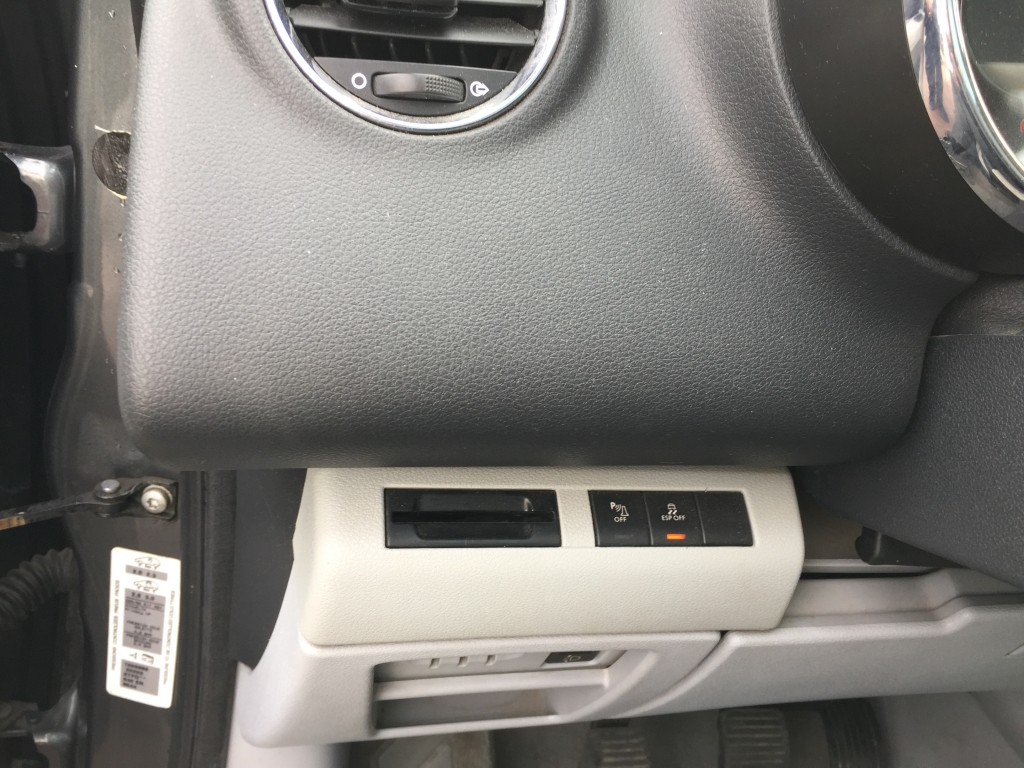 PEUGEOT 3008 1.6 HDI 110CV