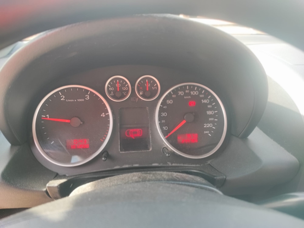 AUDI A-2 1.4 TDI 75CV