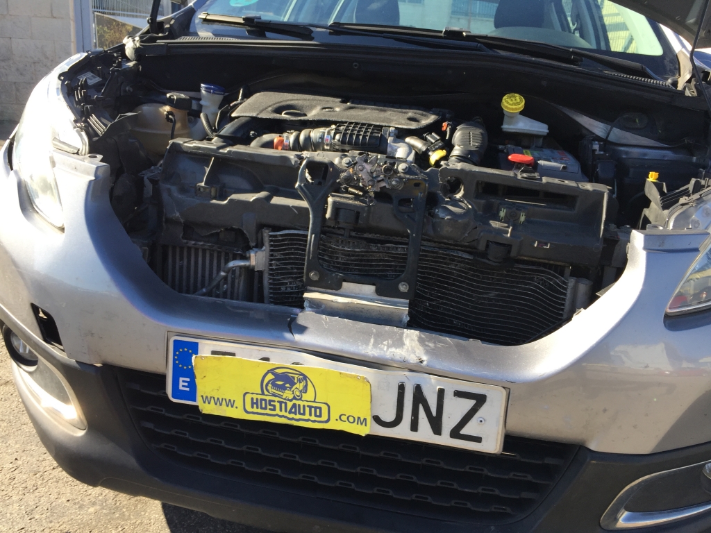 PEUGEOT 2008 1.6 HDI 100CV