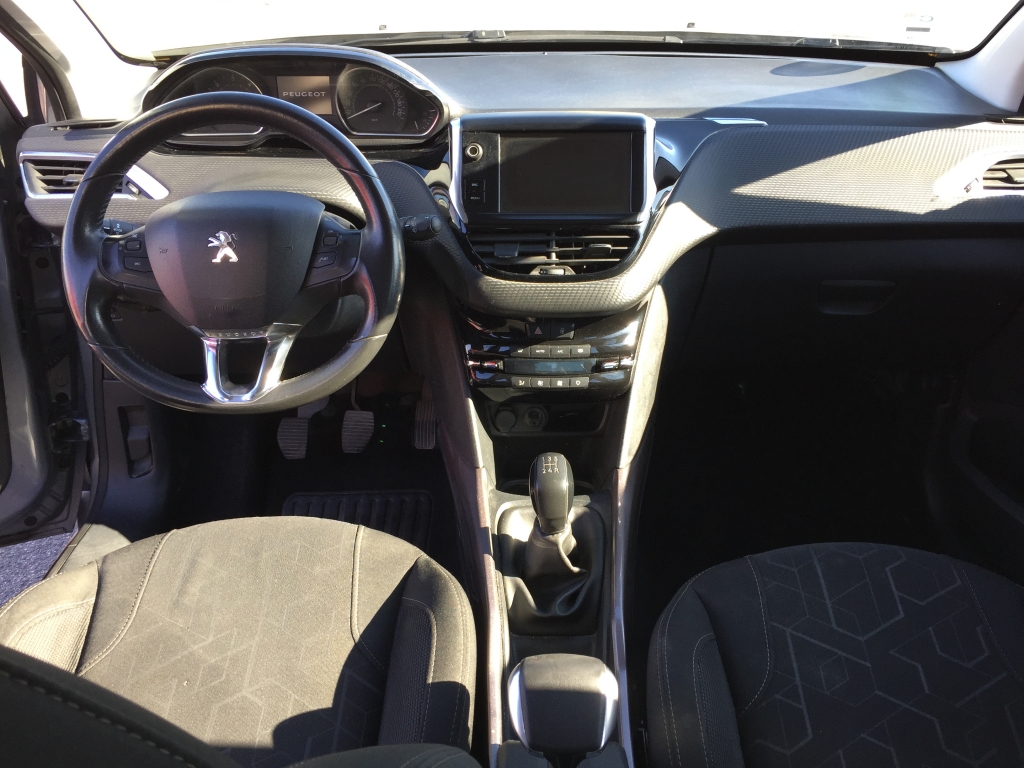 PEUGEOT 2008 1.6 HDI 100CV