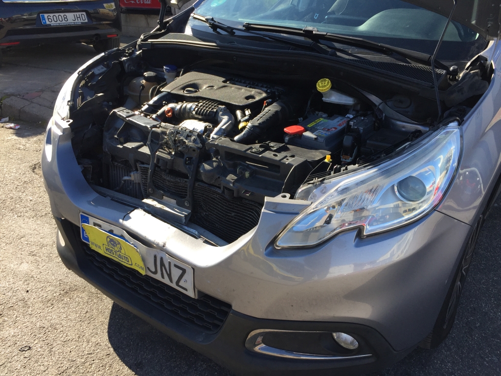 PEUGEOT 2008 1.6 HDI 100CV