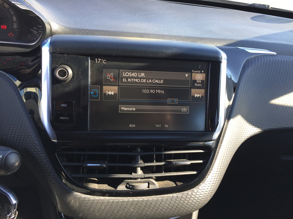 PEUGEOT 2008 1.6 HDI 100CV