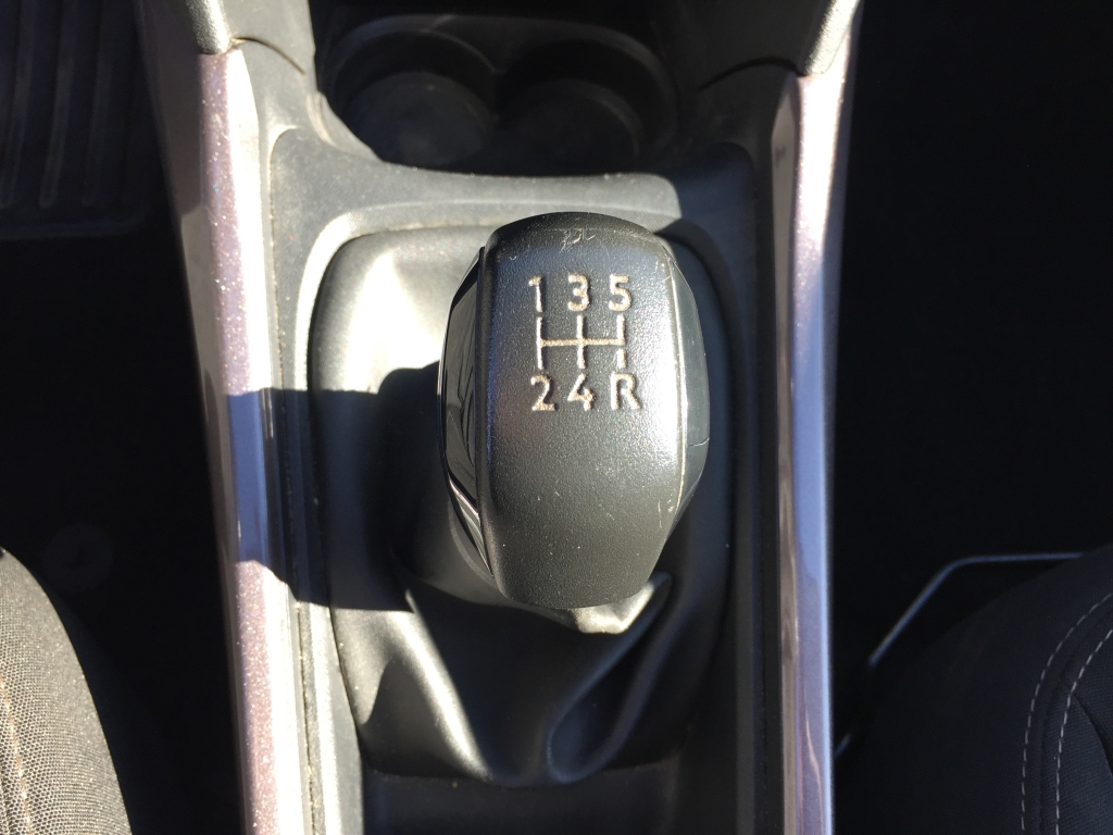 PEUGEOT 2008 1.6 HDI 100CV