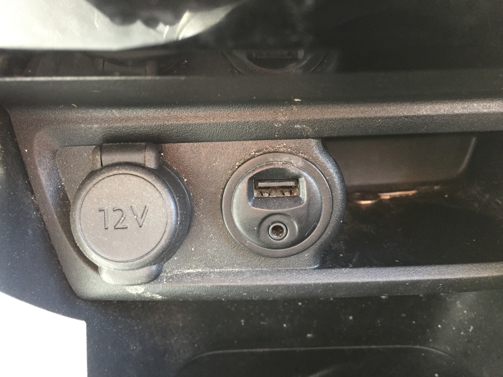 PEUGEOT 2008 1.6 HDI 100CV