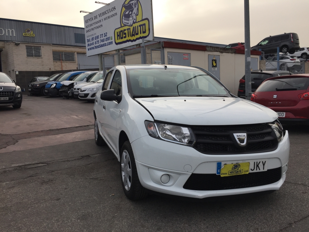 DACIA SANDERO 1.2 INY 75CV DACIA SANDERO 1.2 INY 75CV