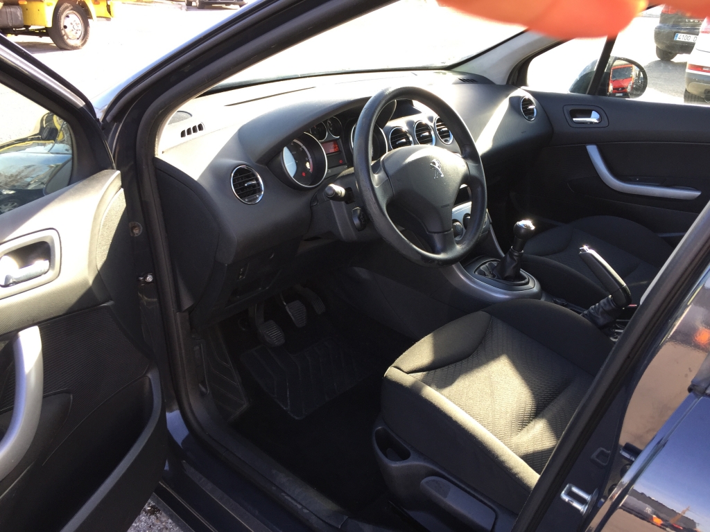 PEUGEOT 308 1.4 VTI 98CV