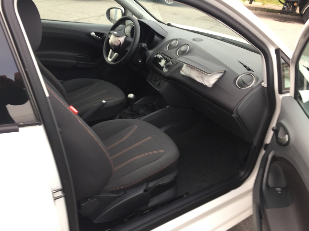 SEAT IBIZA 1.4 FSI 86CV