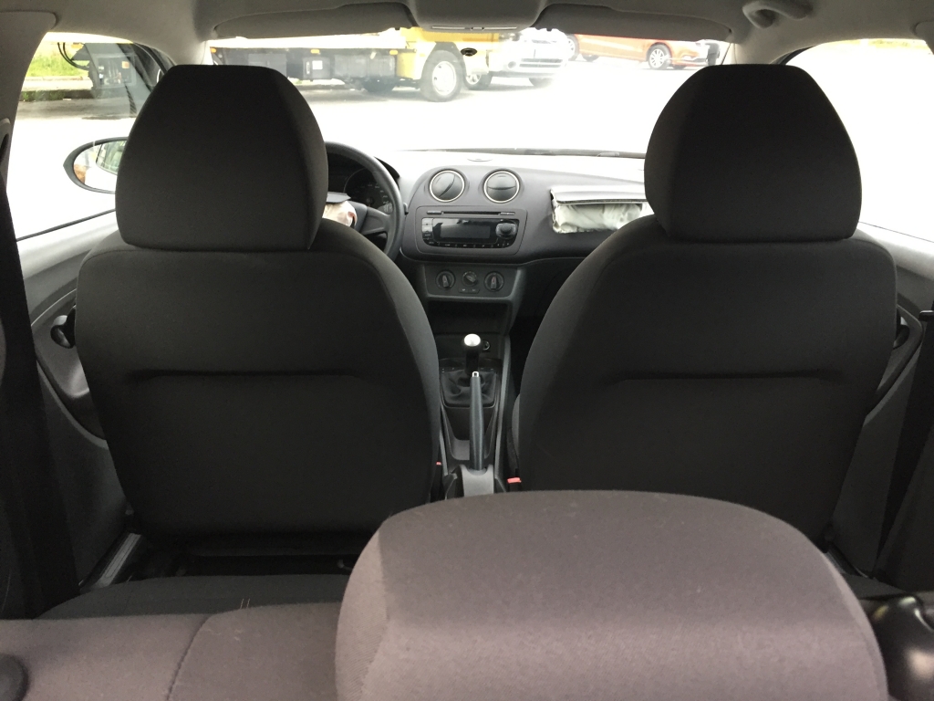 SEAT IBIZA 1.4 FSI 86CV