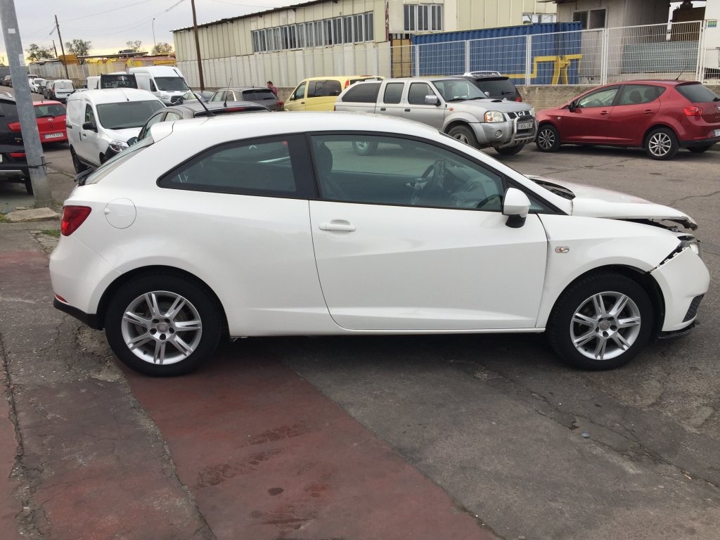 SEAT IBIZA 1.4 FSI 86CV