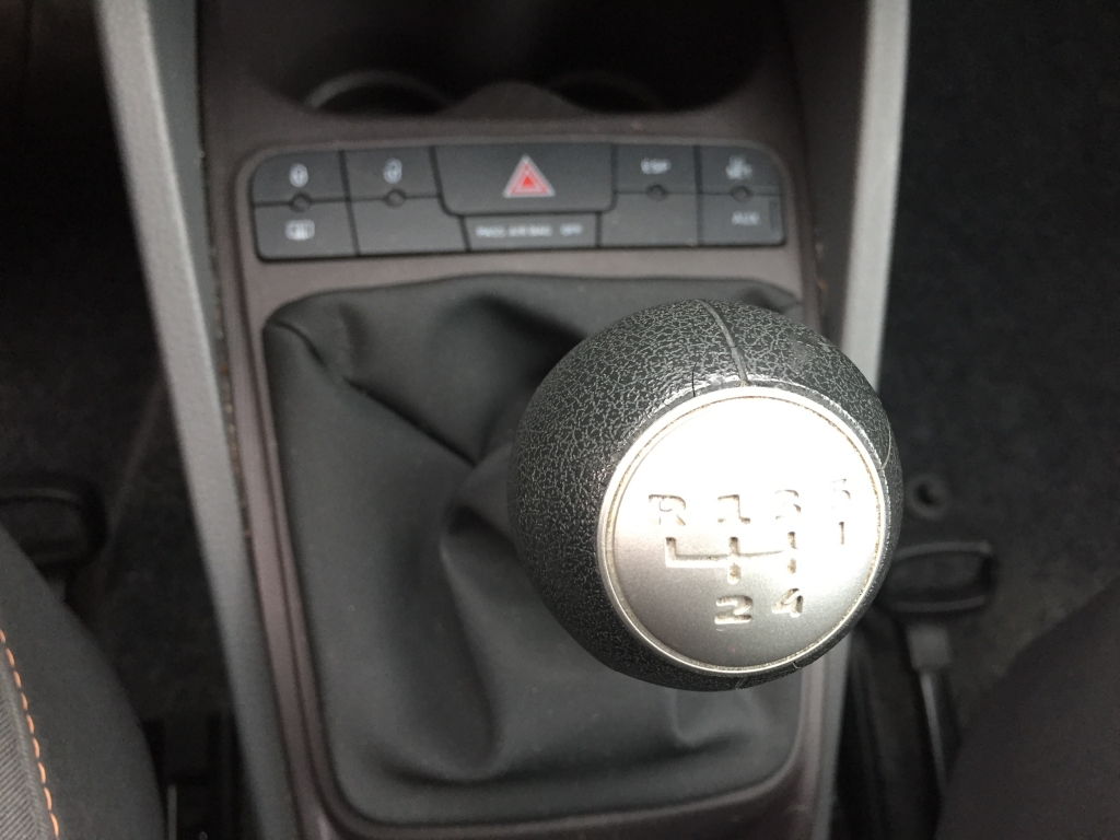 SEAT IBIZA 1.4 FSI 86CV