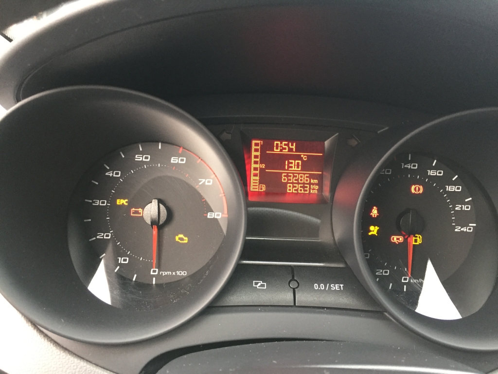 SEAT IBIZA 1.4 FSI 86CV