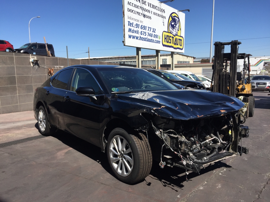 TOYOTA CAMRY 2.5 HIBRIDO 218CV LUXURI TOYOTA CAMRY 2.5 HIBRIDO 218CV LUXURI