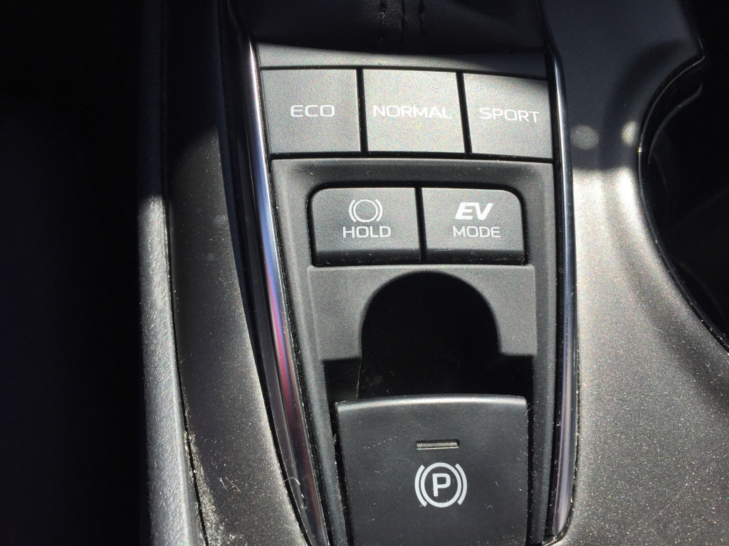 TOYOTA CAMRY 2.5 HIBRIDO 218CV LUXURI