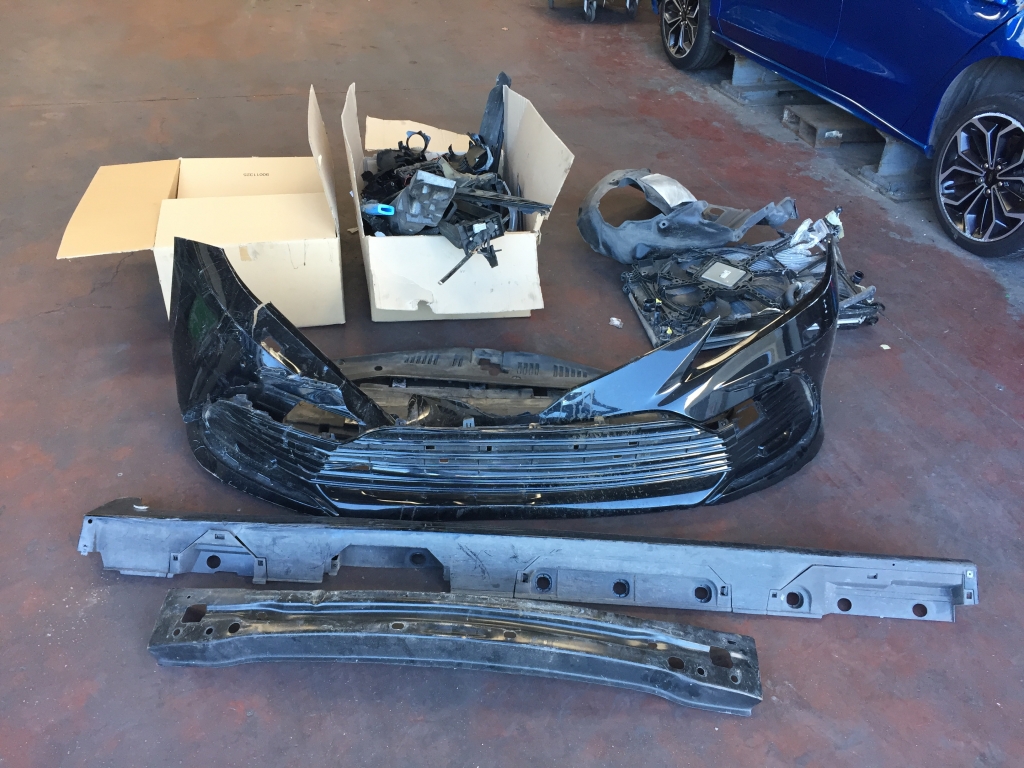 TOYOTA CAMRY 2.5 HIBRIDO 218CV LUXURI