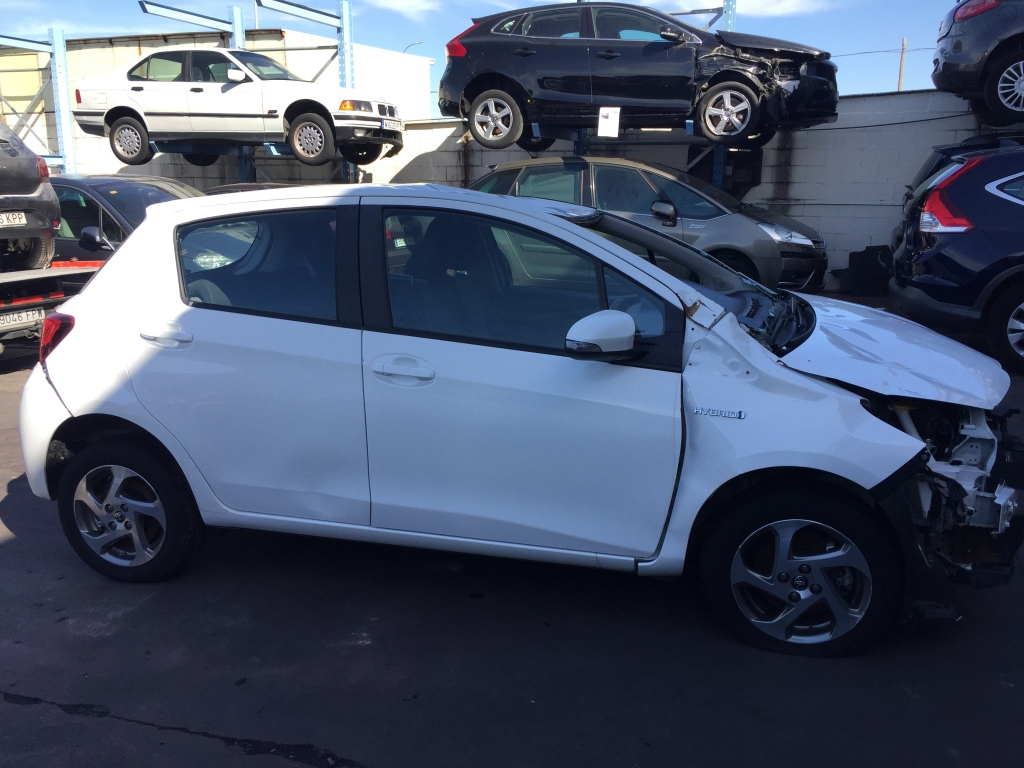 TOYOTA YARIS HIBRID 1.5 100CV