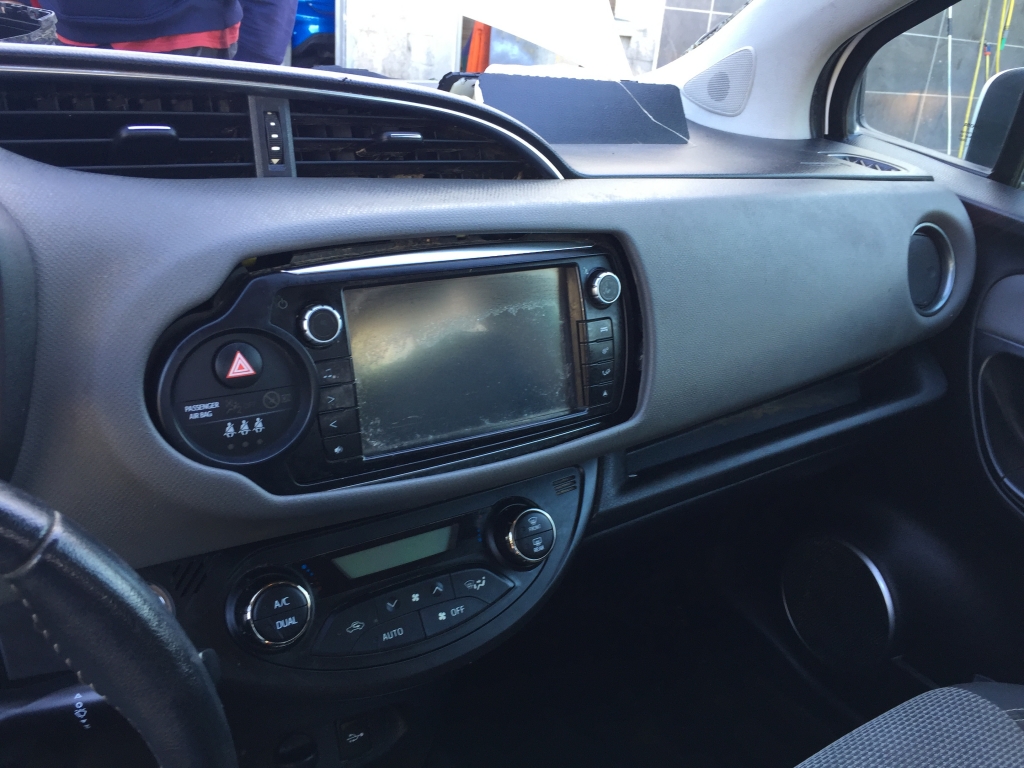 TOYOTA YARIS HIBRID 1.5 100CV