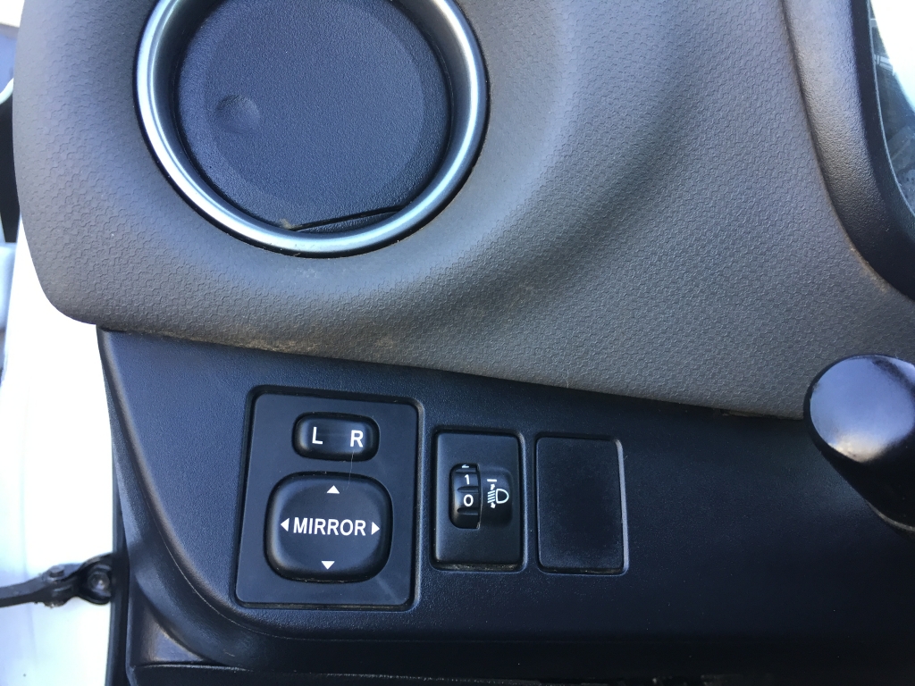 TOYOTA YARIS HIBRID 1.5 100CV