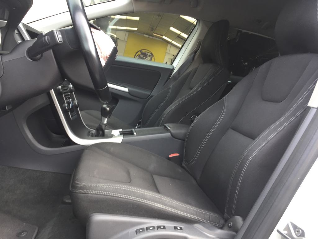 VOLVO XC-60 2.0 D 136CV