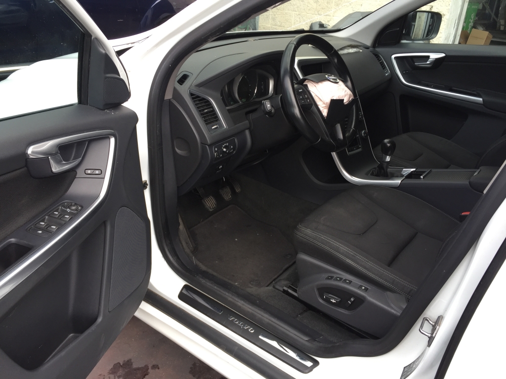 VOLVO XC-60 2.0 D 136CV