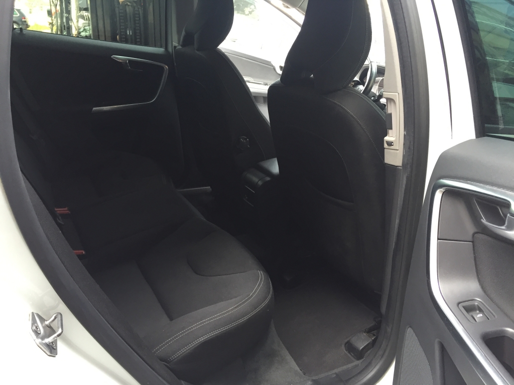 VOLVO XC-60 2.0 D 136CV