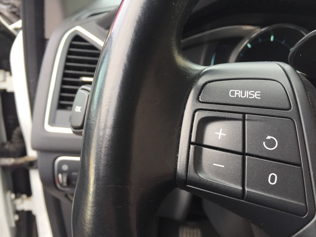 VOLVO XC-60 2.0 D 136CV