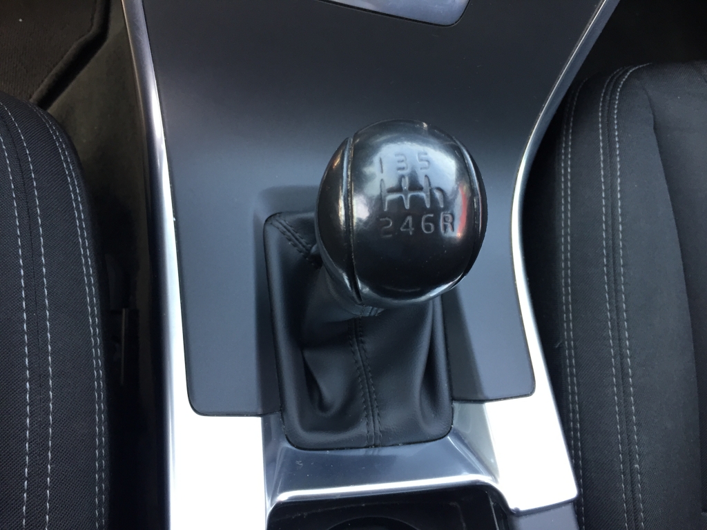 VOLVO XC-60 2.0 D 136CV