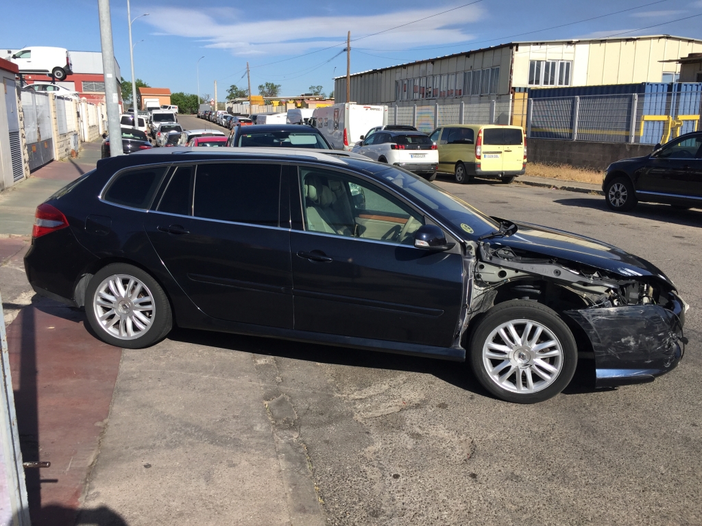 RENAULT LAGUNA GRAND TOUR 2.0 CDTI 150CV AUT