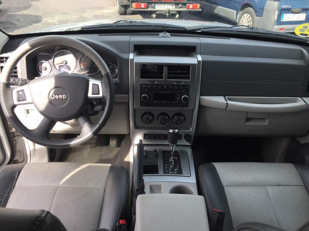 JEEP CHEROKEE 2.8 CRD 4x4 177CV AUT