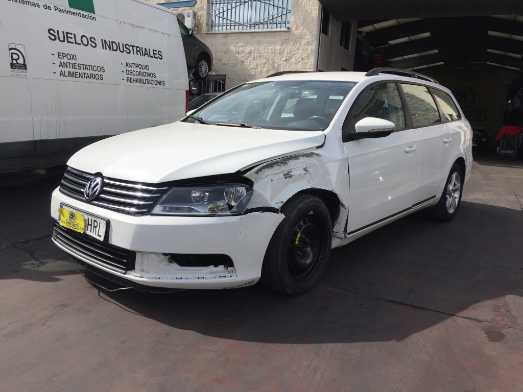 VOLKSWAGEN PASSAT SW 1.6 TDI 105CV