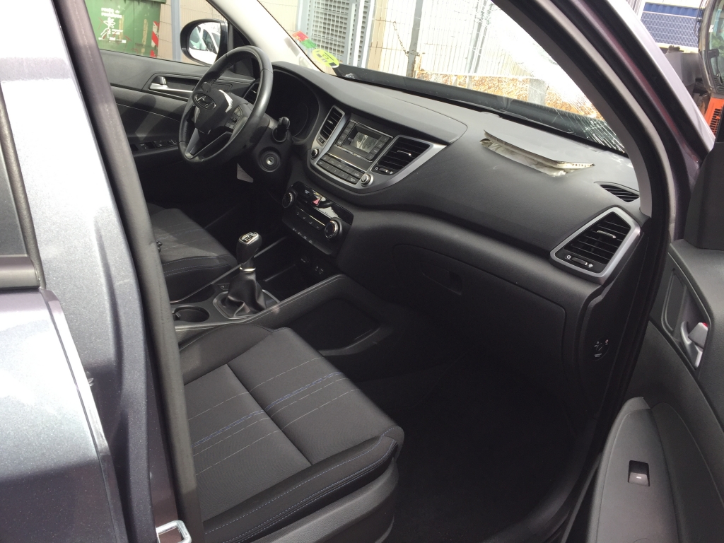 HYUNDAI TUCSON 1.7 CRD 115CV