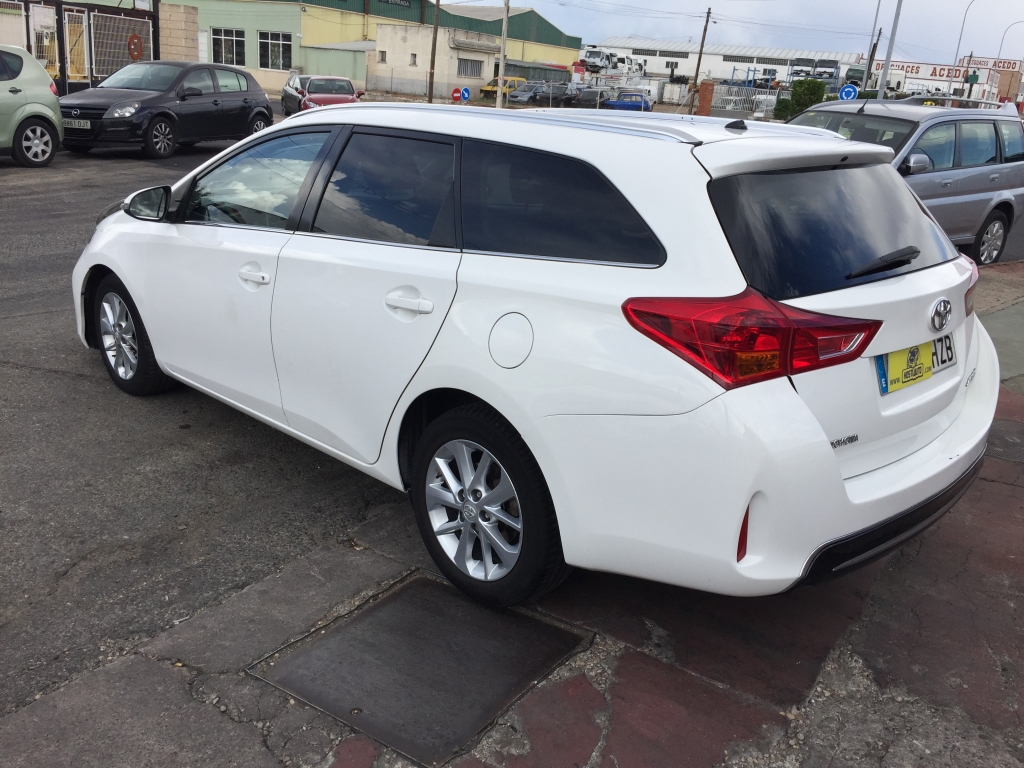 TOYOTA AURIS TOURER 1.4 D4D 90CV