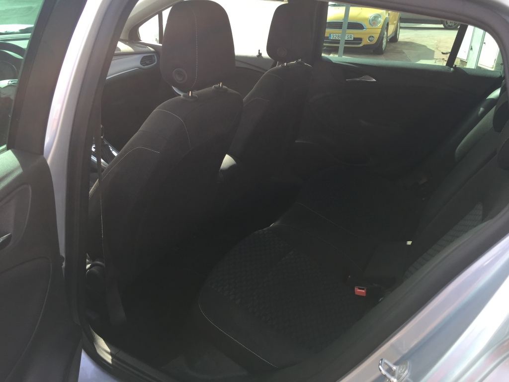 OPEL ASTRA SPORT TOURER 1.6 TDCI 136CV AUT