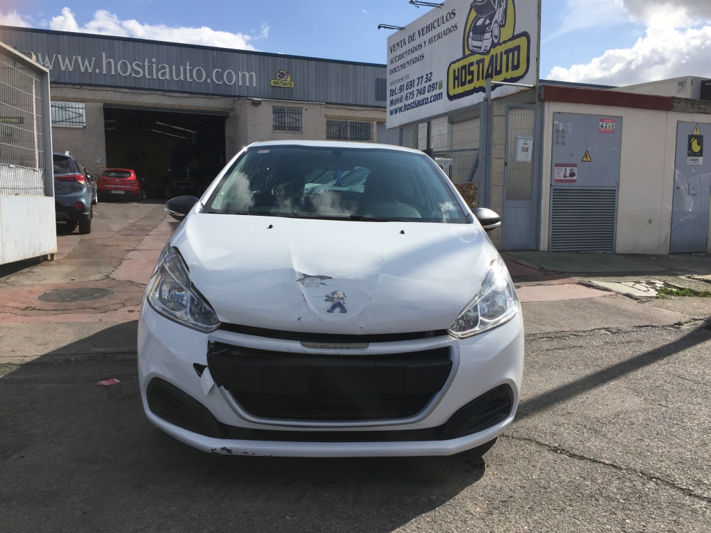 PEUGEOT 208 1.6 HDI 75CV