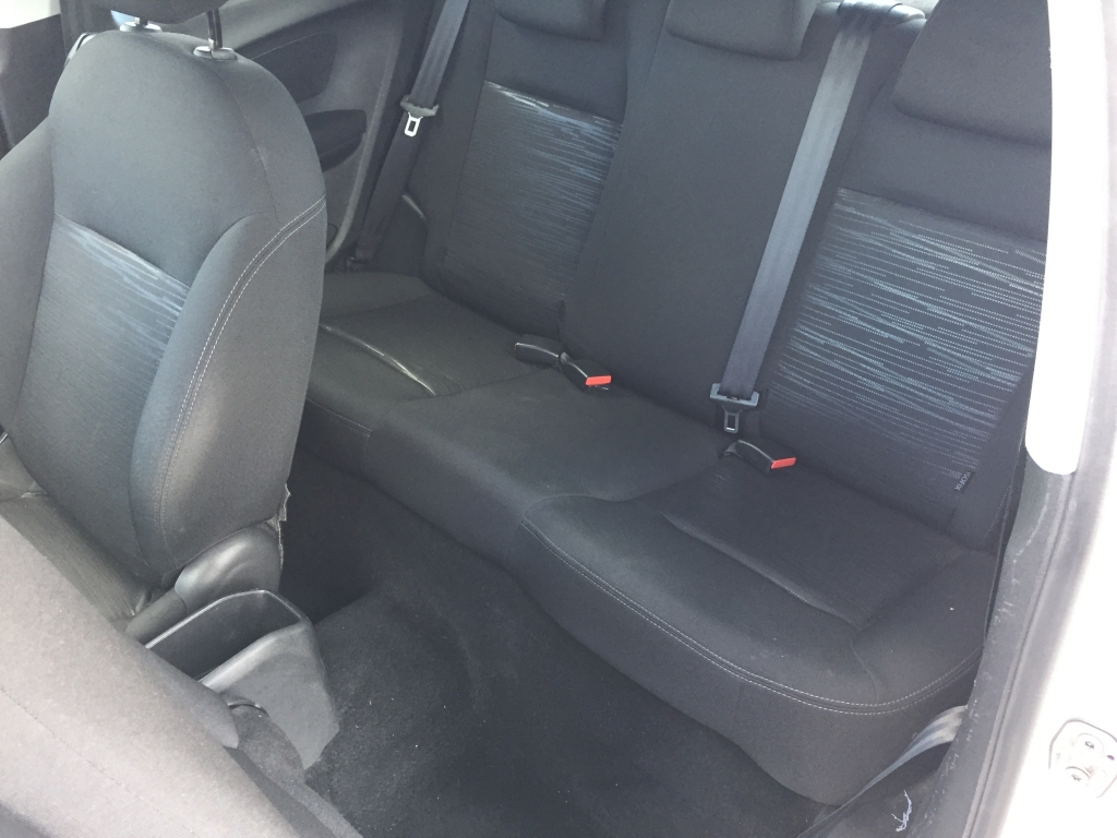 PEUGEOT 208 1.6 HDI 75CV