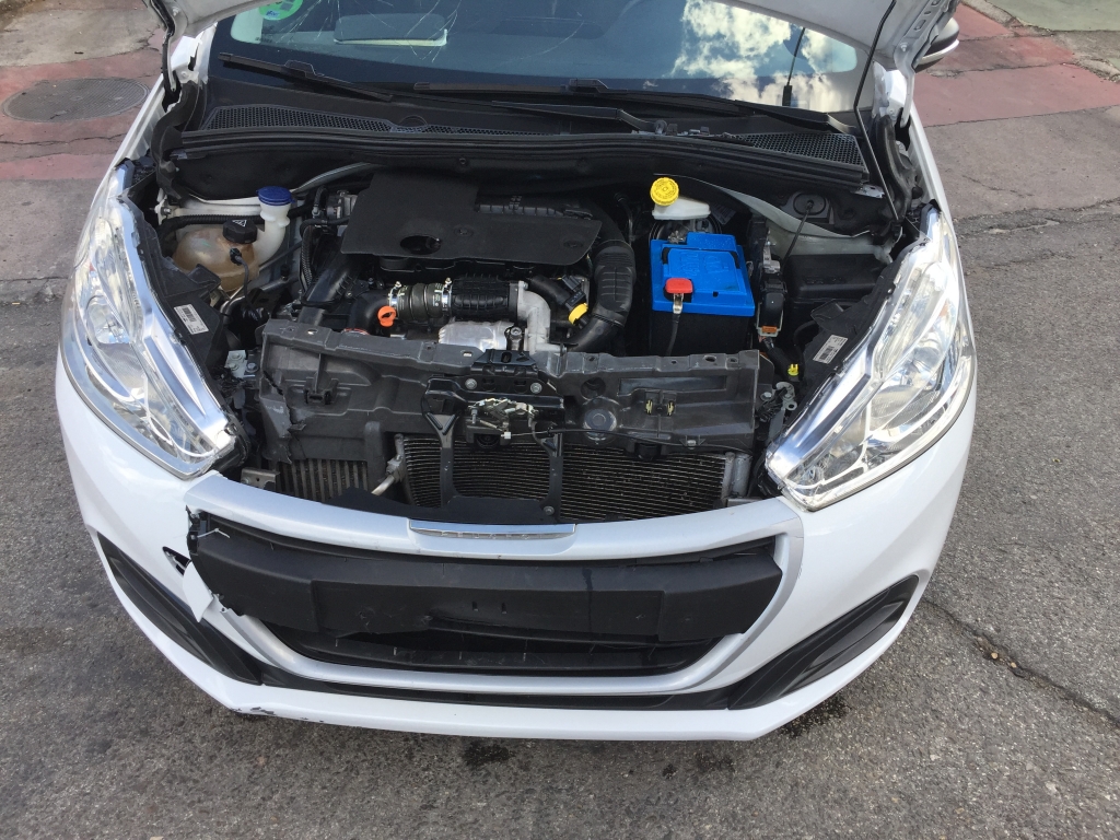 PEUGEOT 208 1.6 HDI 75CV