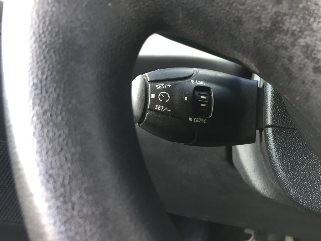 PEUGEOT 208 1.6 HDI 75CV