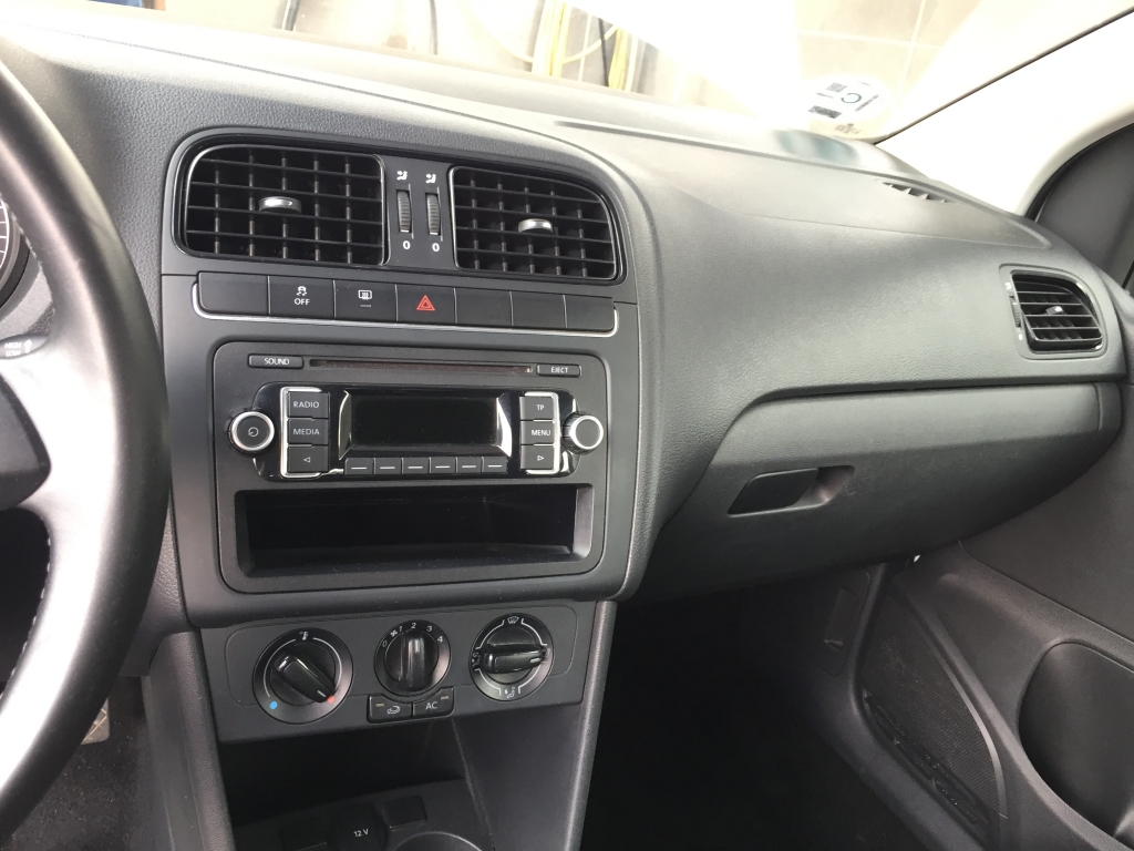 VOLKSWAGEN POLO 1.2 FSI VOLKSWAGEN POLO 1.2 FSI