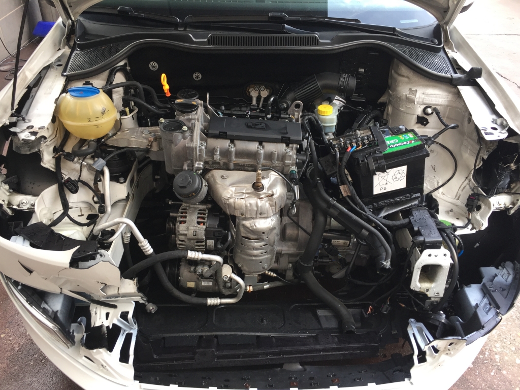 VOLKSWAGEN POLO 1.2 FSI VOLKSWAGEN POLO 1.2 FSI