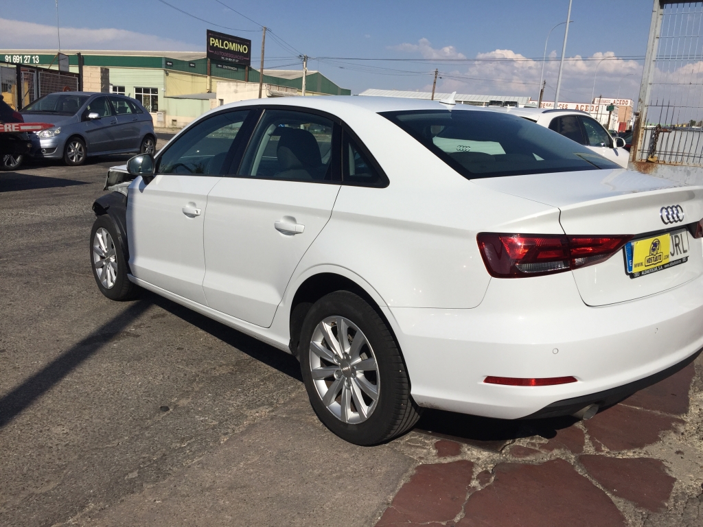 AUDI A-3 SEDAN 1.6 TDI 110CV