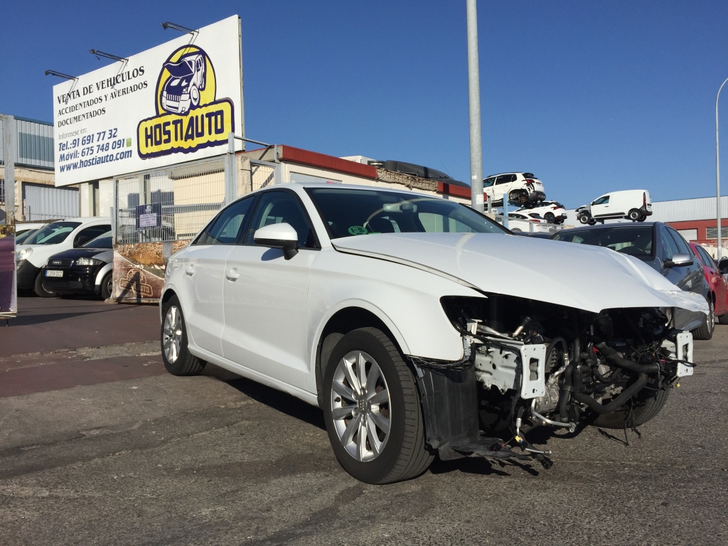 AUDI A-3 SEDAN 1.6 TDI 110CV