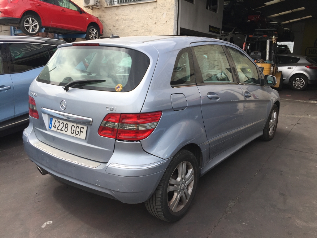 MERCEDES BENZ CLASE B 200 2.0 CDI 140CV AUT