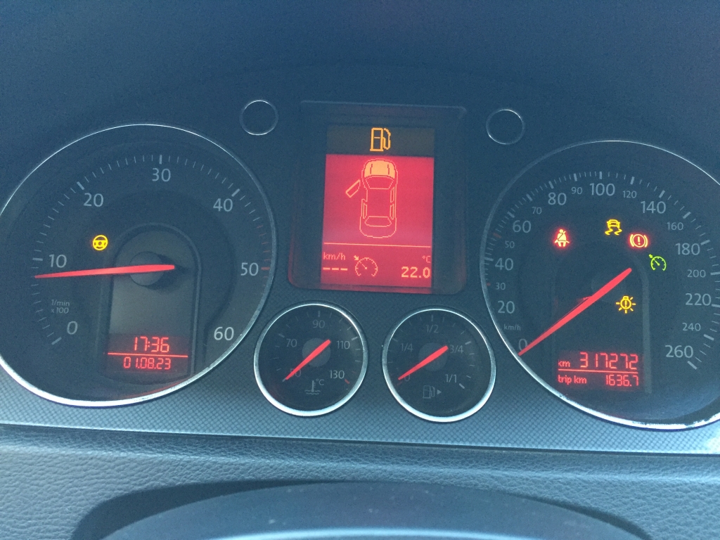 VOLKSWAGEN PASSAT 1.9 TDI 105CV