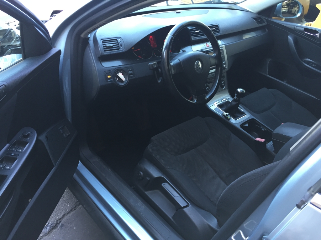 VOLKSWAGEN PASSAT 1.9 TDI 105CV