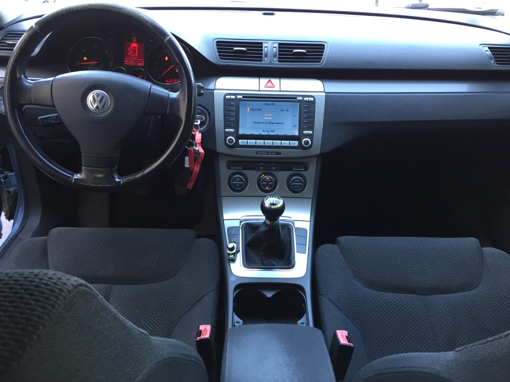 VOLKSWAGEN PASSAT 1.9 TDI 105CV