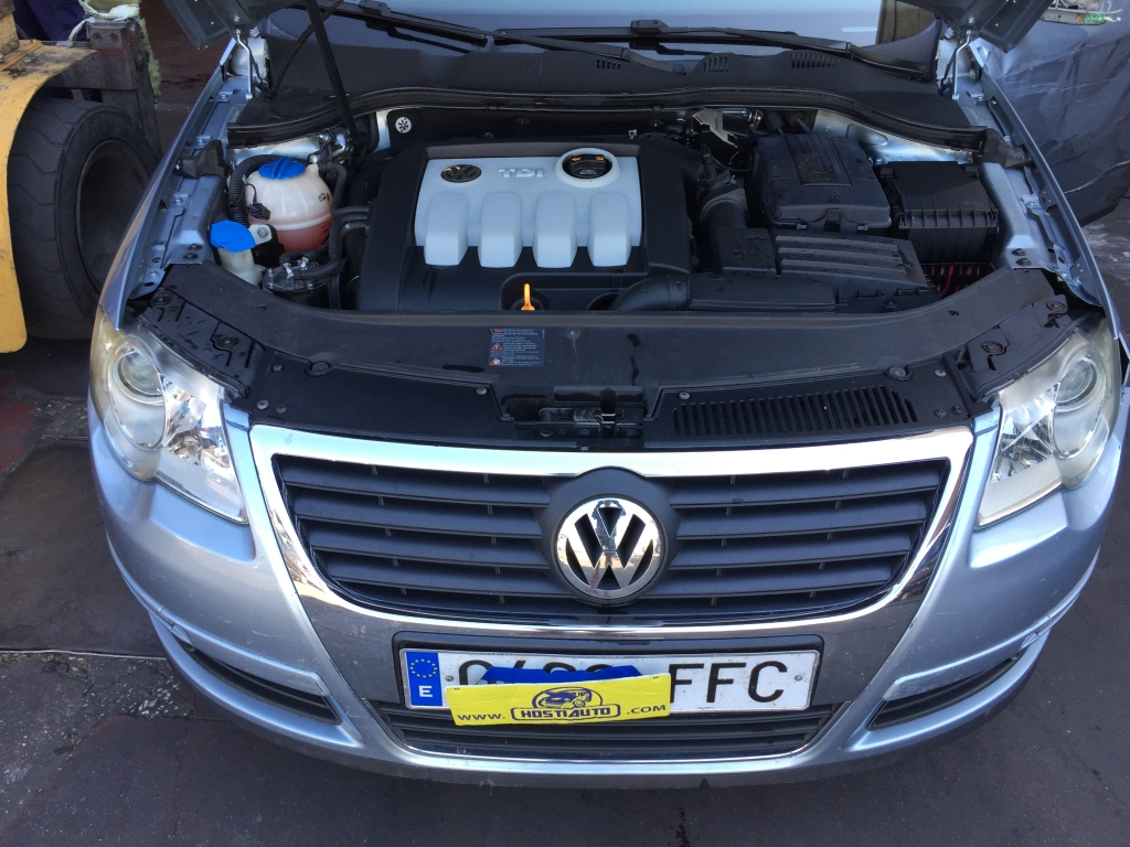 VOLKSWAGEN PASSAT 1.9 TDI 105CV