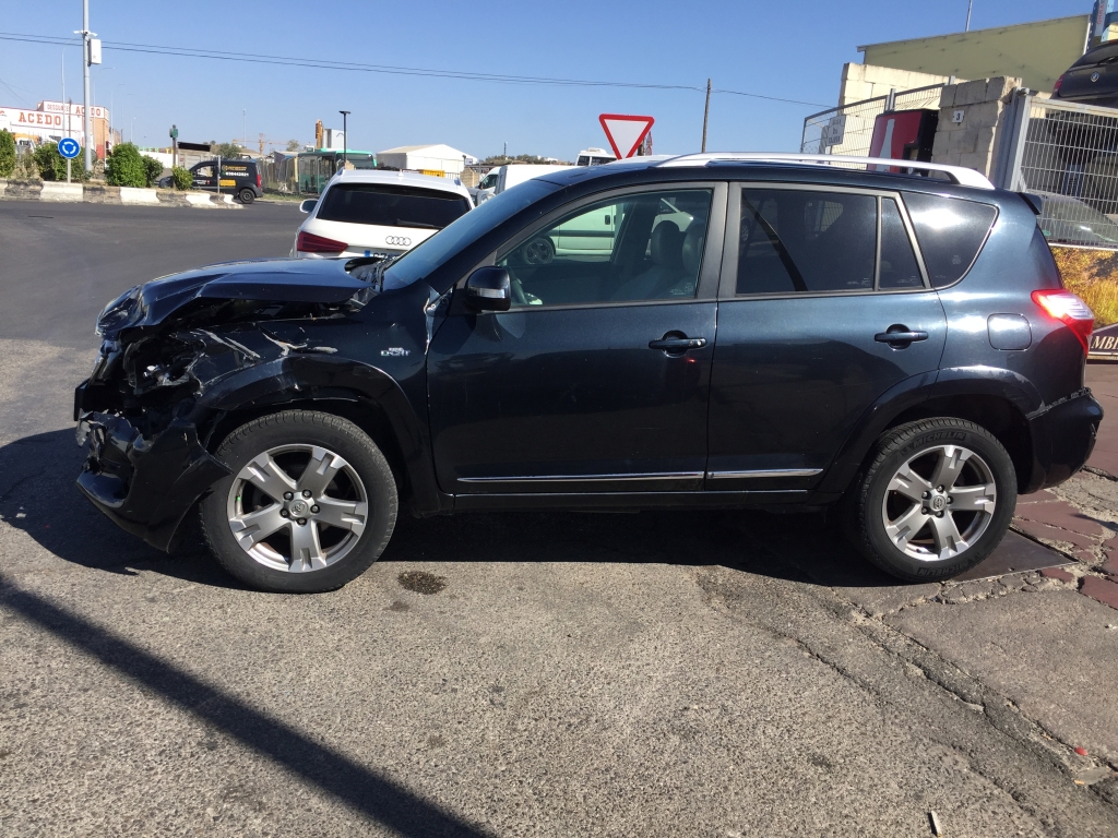 TOYOTA RAV 4 2.2 D4D 150CV AUT 4X4