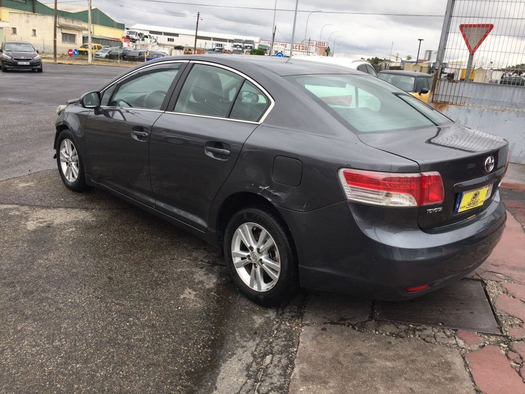 TOYOTA AVENSIS 2.0 D4D 126CV